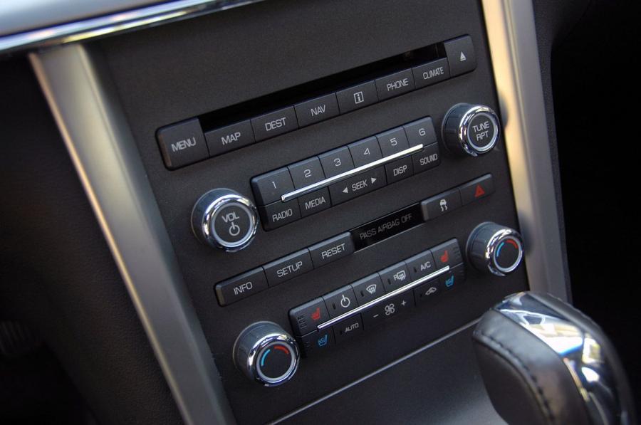  Lincoln MKZ 2010 года  (фото 51 из 211)